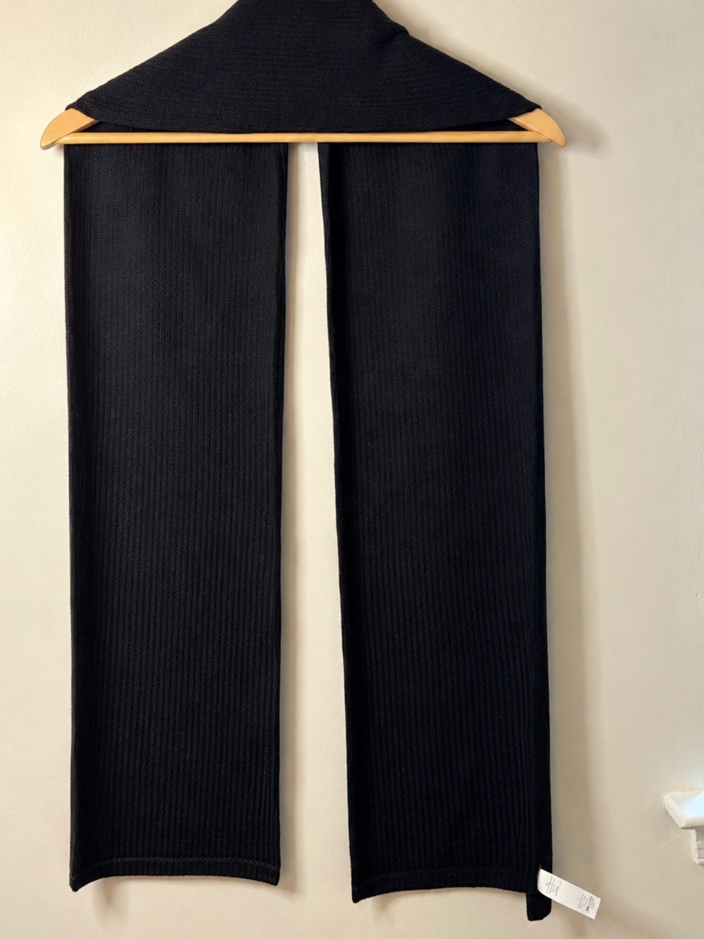 Lululemon Black 100% Merino Wool Knit Scarf Wrap 70